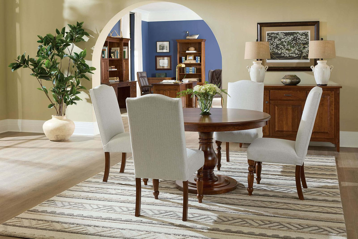 Bob Timberlake American Home Davidson Pedestal Table